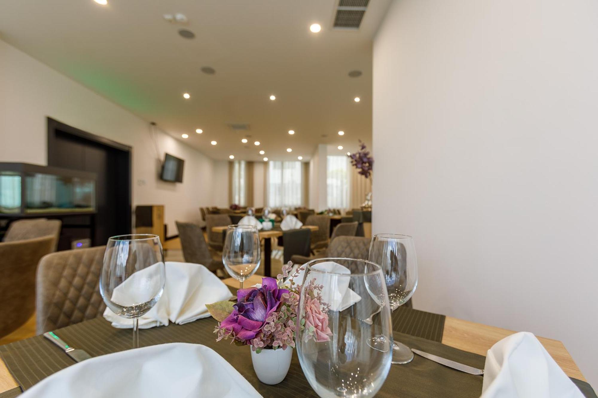 Blue Star Luxury Hotel Sofia Zewnętrze zdjęcie